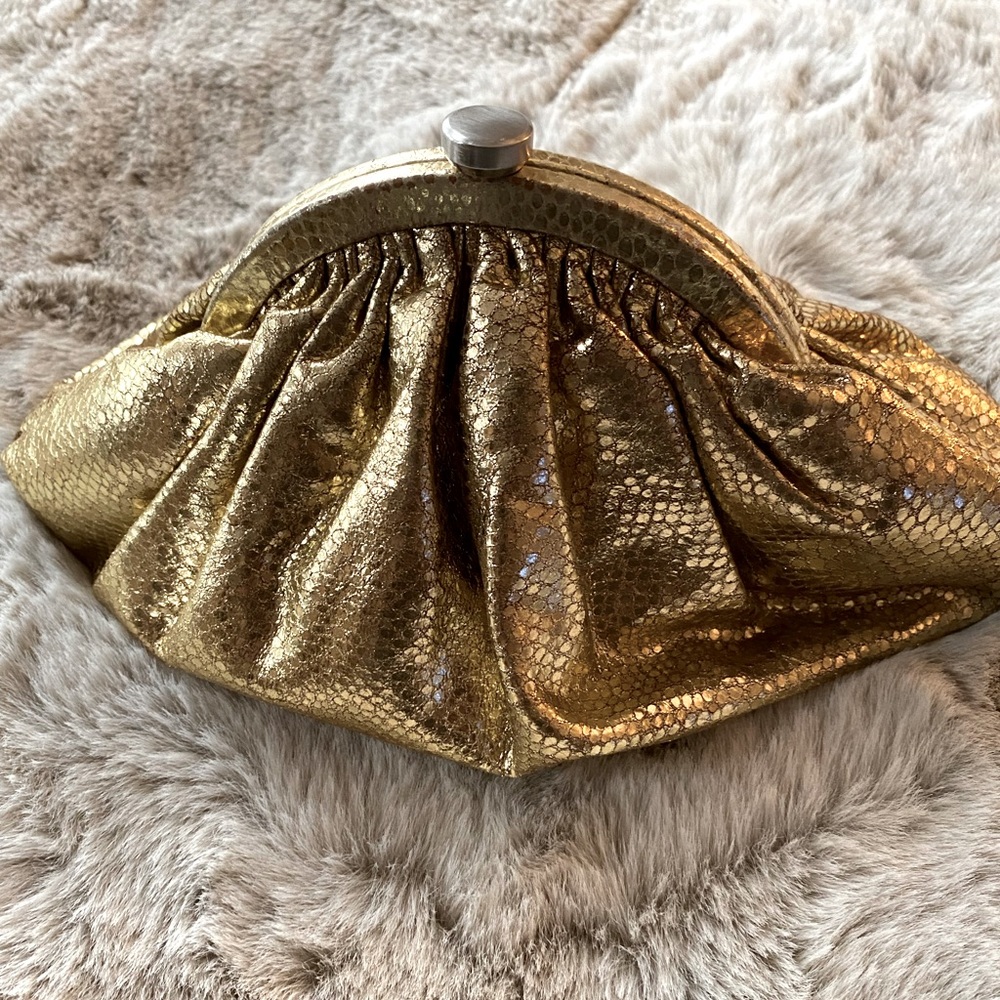 Shimmery gold purse with optional chain